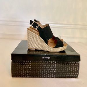 DV by Dolce Vita Black Wedges
